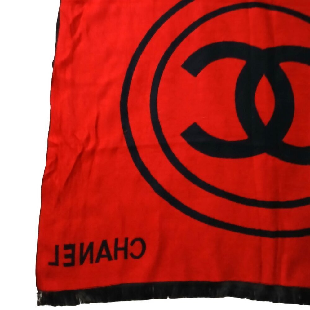 CHANEL Vintage Black & Red Reversible Color Block Wrap Shawl Scarf w/ CC Logo - Picture 6 of 11